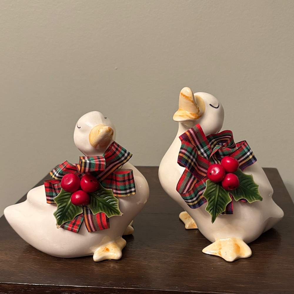 Vintage 80’s Enesco Christmas Ducks